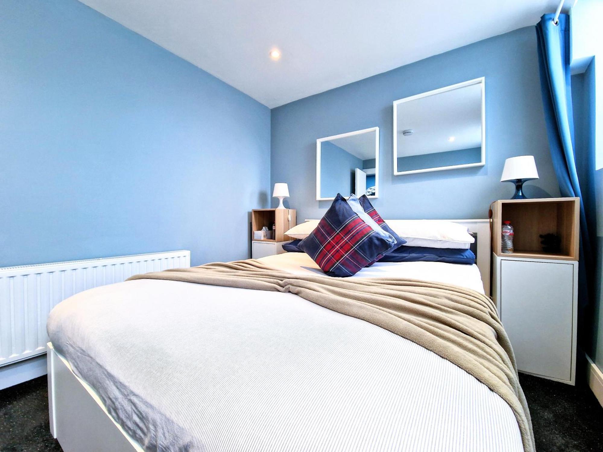 Blue Elephant Room! Lucan Bagian luar foto